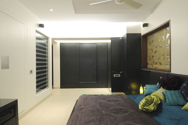 H J Talreja Associates