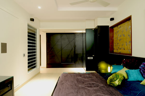 H J Talreja Associates